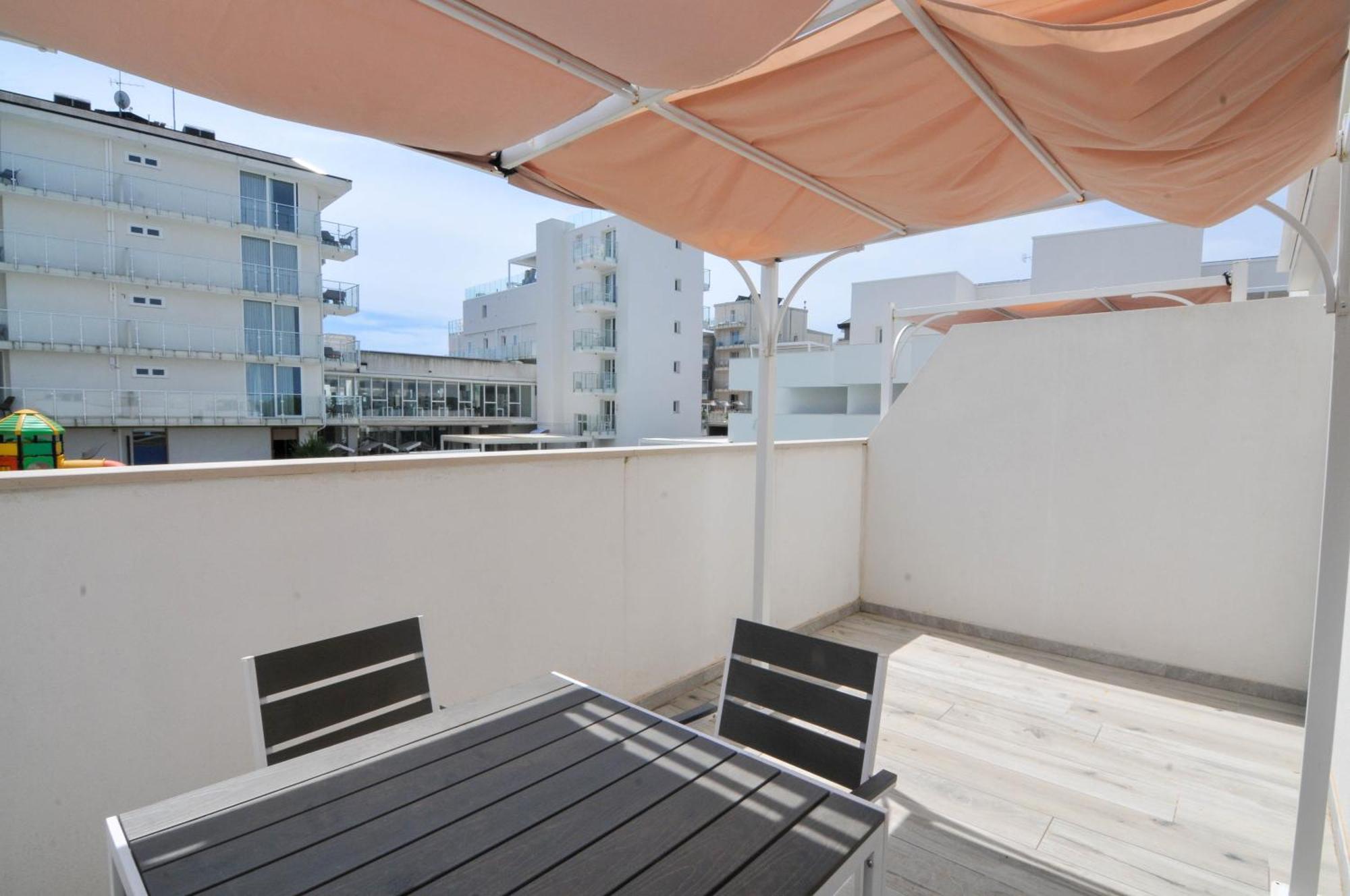 Marina Suites & Apartments 4 Stelle S Caorle Exterior foto