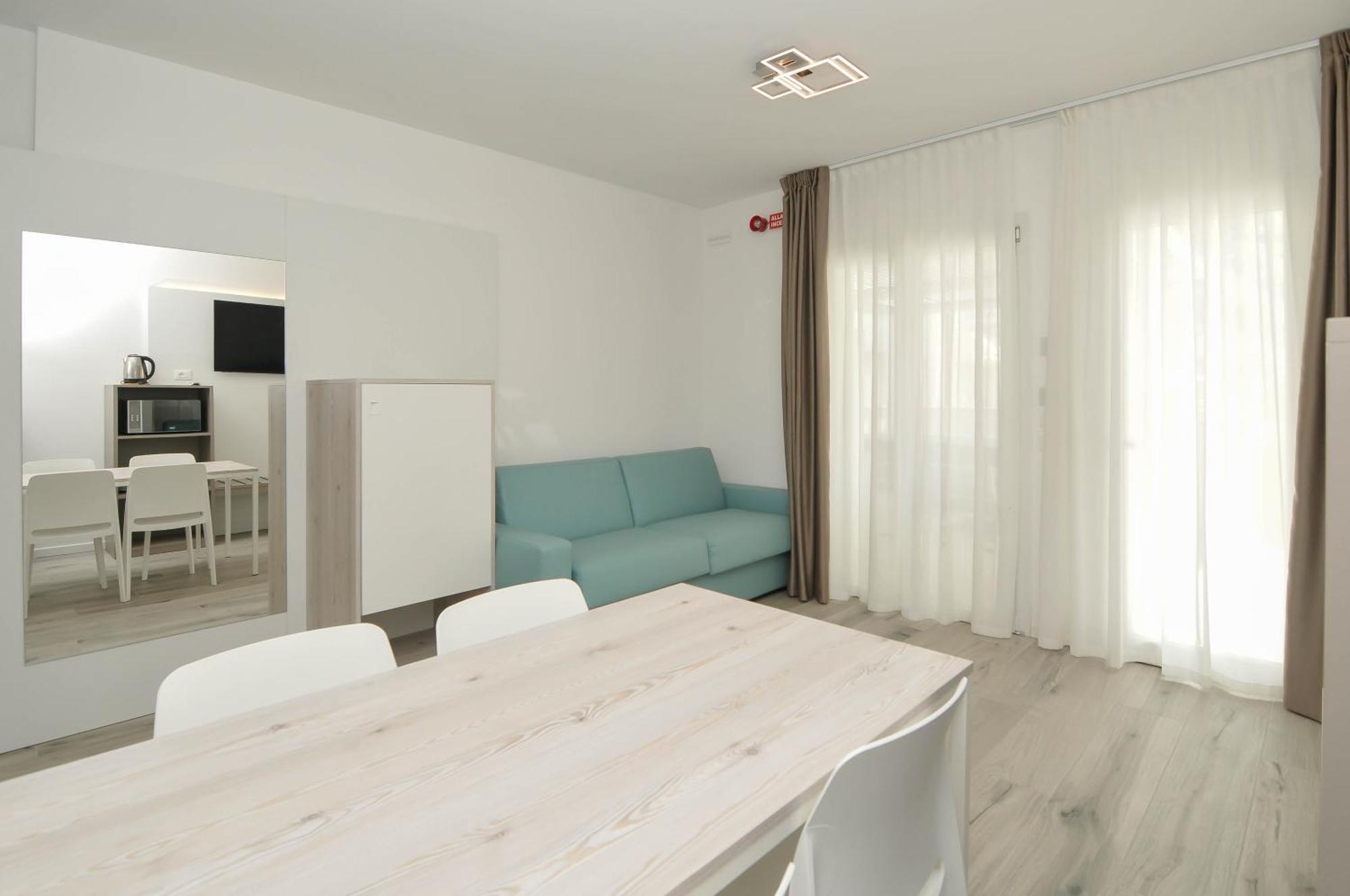 Marina Suites & Apartments 4 Stelle S Caorle Exterior foto